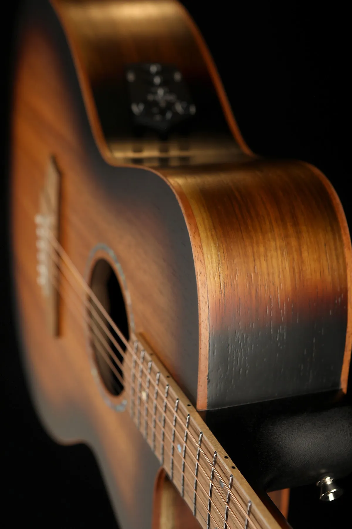 Cole Clark SAN1EC-BLBL-SUN Sunburst 'Blackwood / Blackwood' Acoustic Electric Guitar