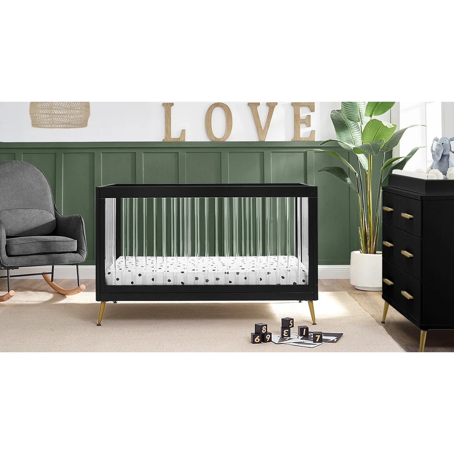 Delta Sloane 4 Drawer Dresser With Changing Top