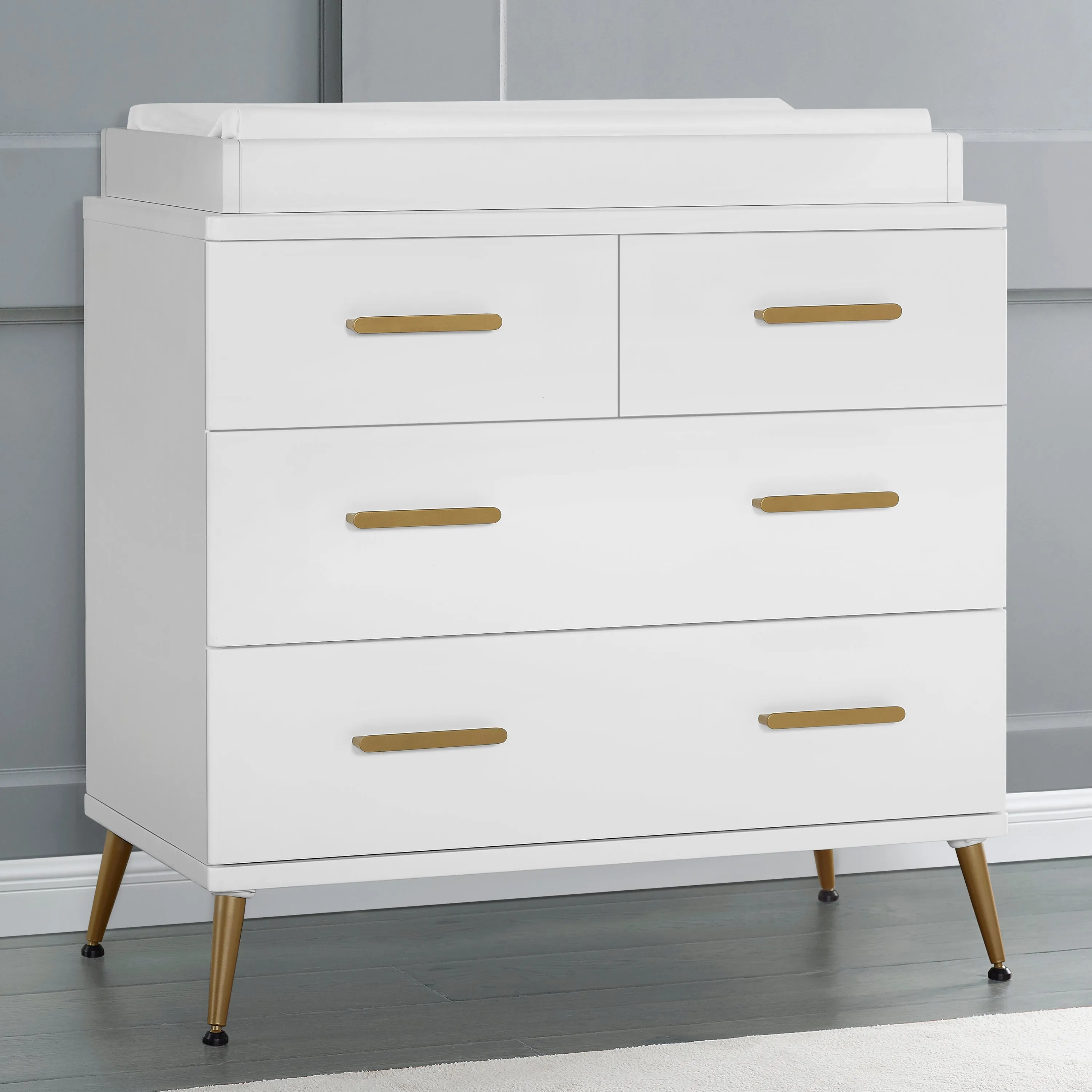 Delta Sloane 4 Drawer Dresser With Changing Top