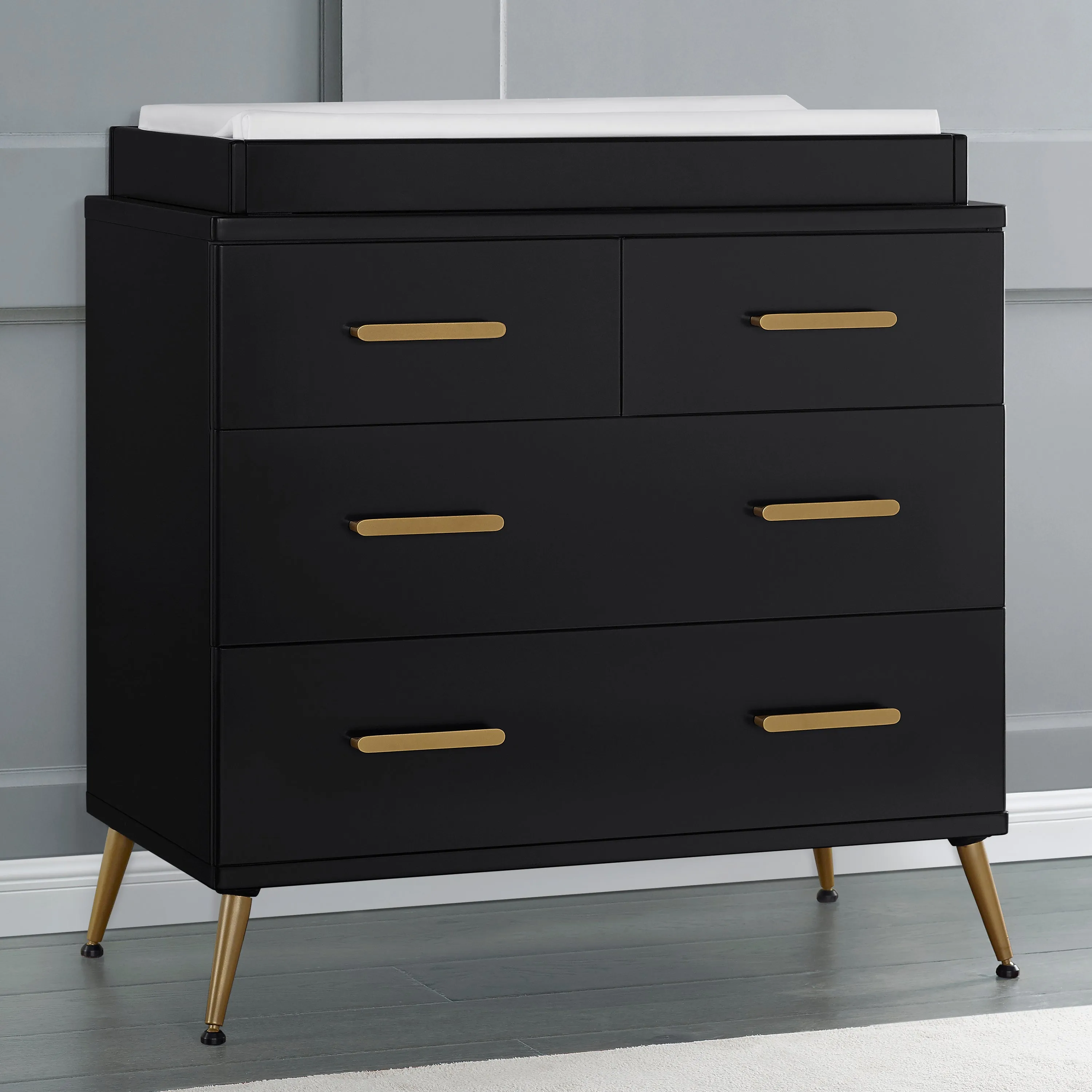 Delta Sloane 4 Drawer Dresser With Changing Top